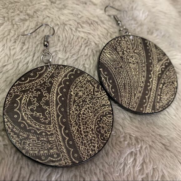 Beautiful Handmade Double Sided Wood Earrings - Picture 4 of 4